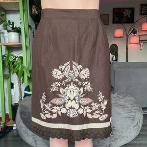 LOFT linen embroidered knee length skirt